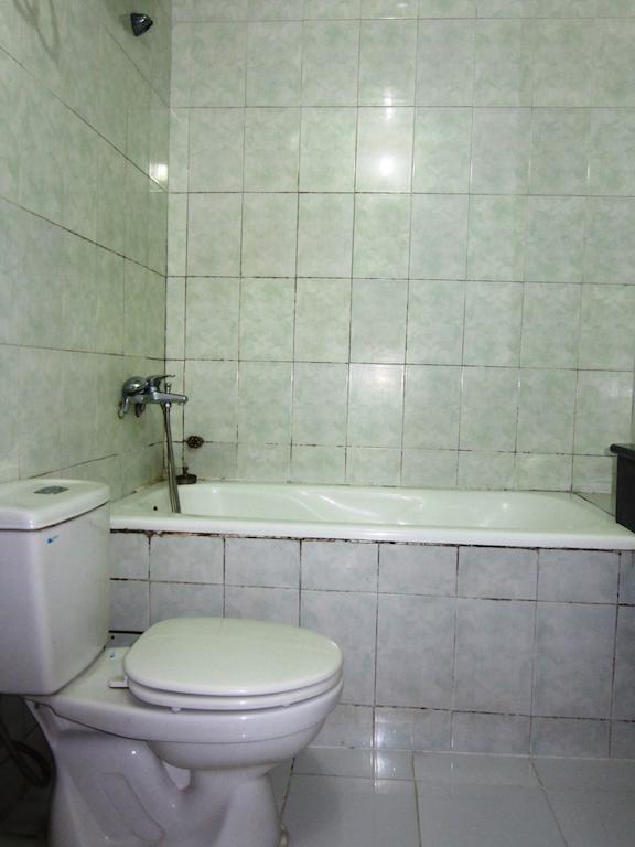 Green Bay Hotel Ha Long Bagian luar foto