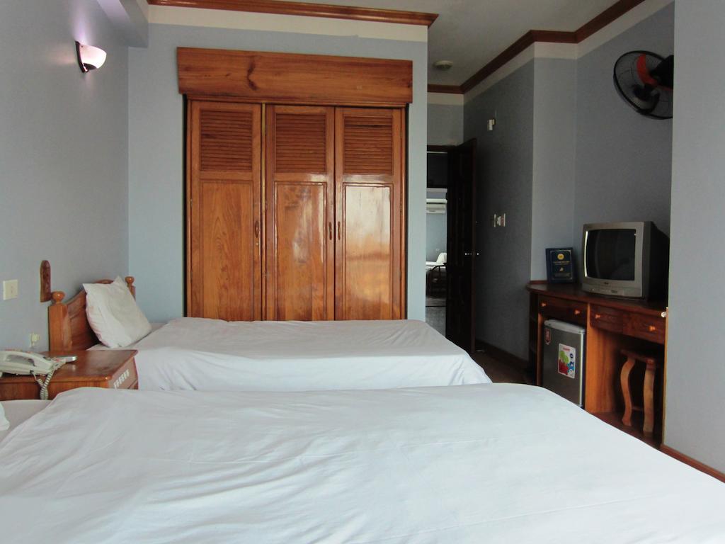 Green Bay Hotel Ha Long Bagian luar foto