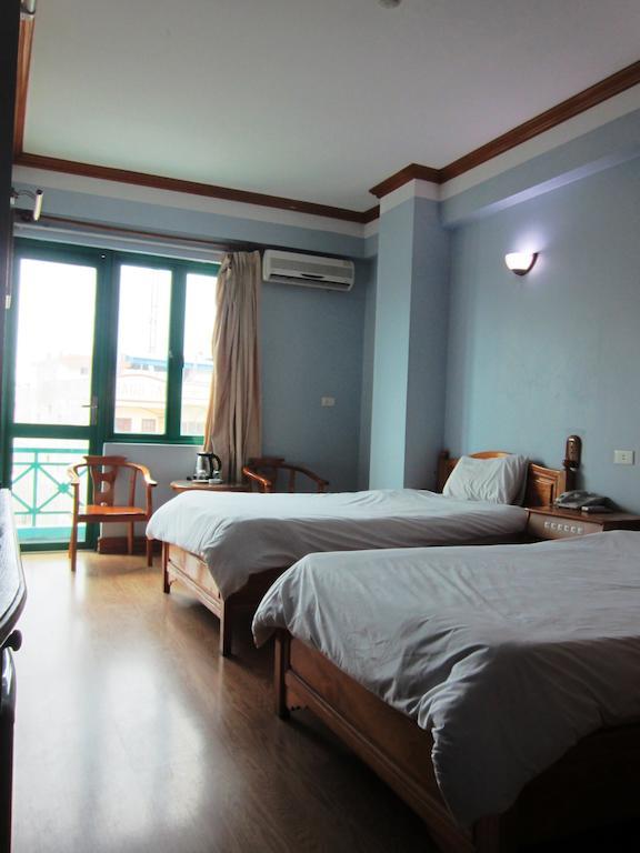 Green Bay Hotel Ha Long Bagian luar foto