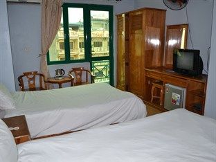 Green Bay Hotel Ha Long Bagian luar foto